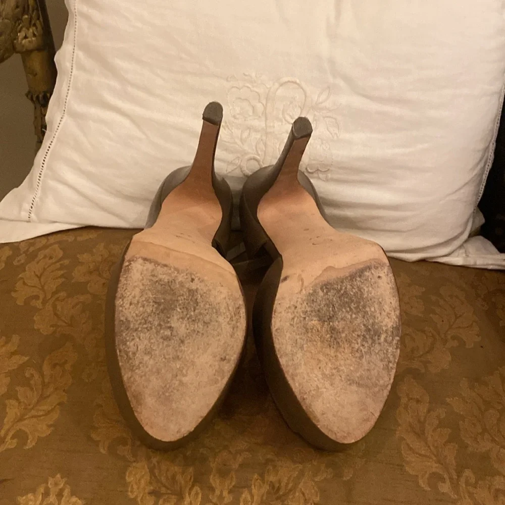 Elie Saab Brown Leather Platform Peep-Toe Pumps